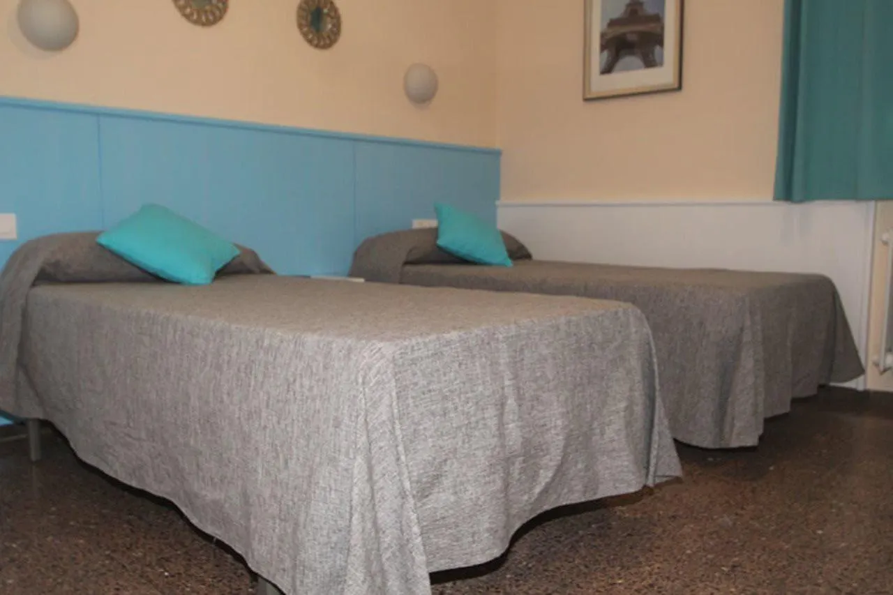 Hostal El Raco De Castello Castelló d'Empuries Ξενοδοχείο